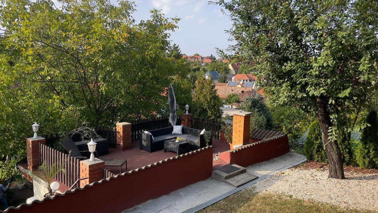 Kishaz Apartman Erlau Exterior foto
